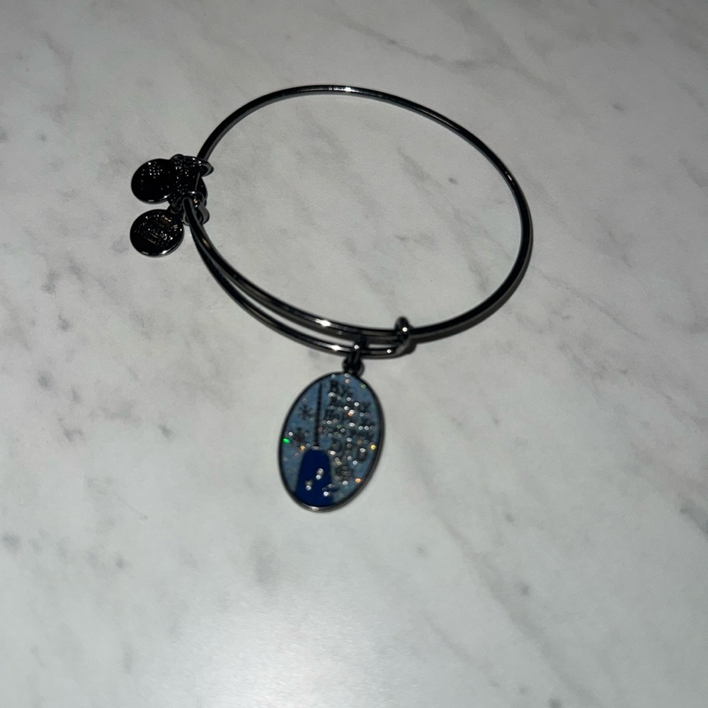 Elf limited edition, narwhal Alex and Ani bracelet new without tags